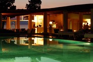 Ristorante e piscina