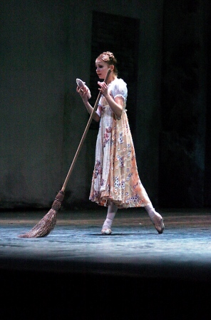 Cenerentola_Evgenia Obraztsova_Coreografia di Carla Fracci_Teatro dell'Opera di 